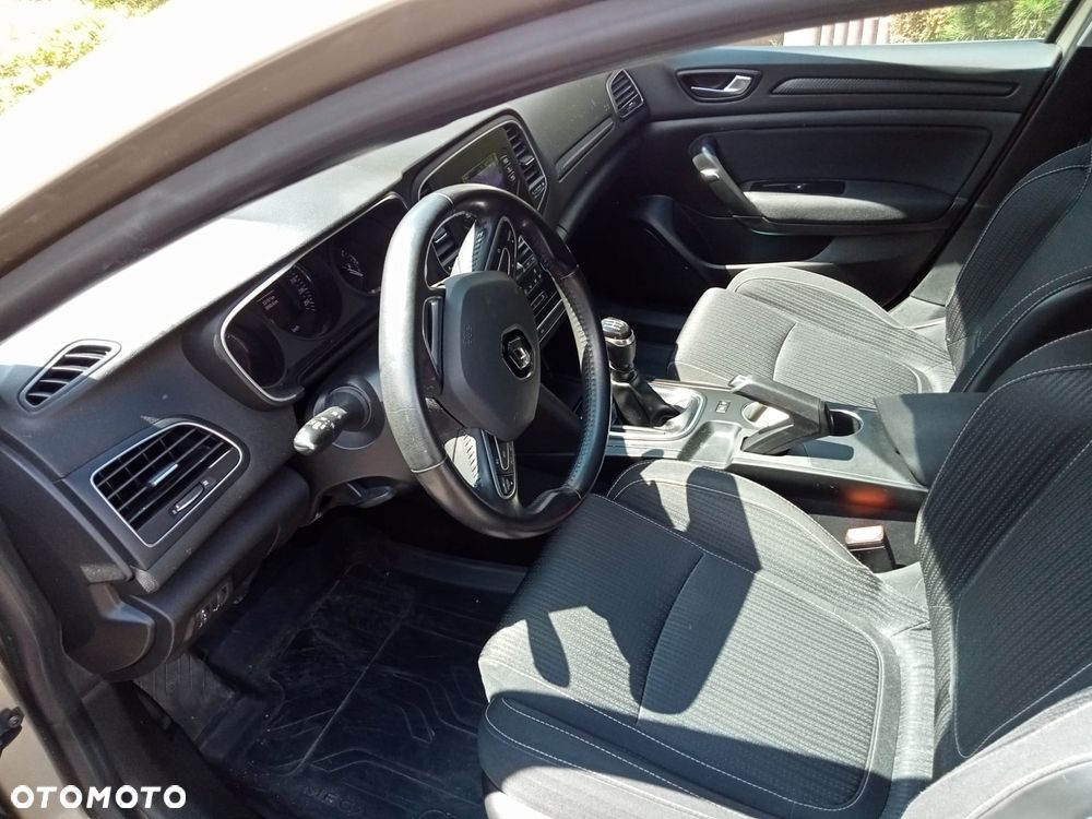 Renault Megane 1.6 SCe Life - 8