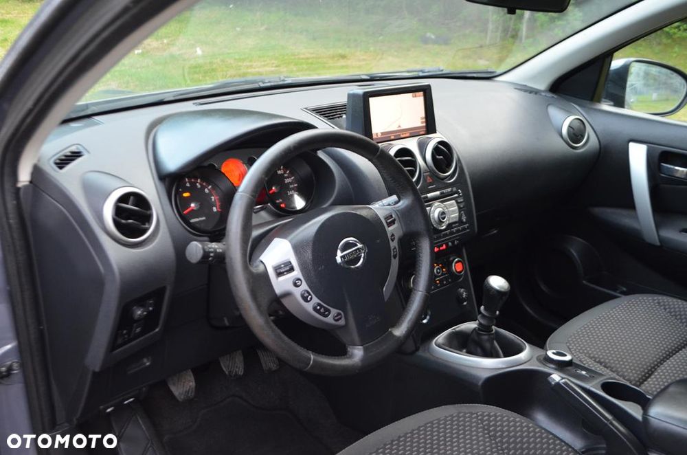 Nissan Qashqai 2.0 4 x 4 lounge - 33