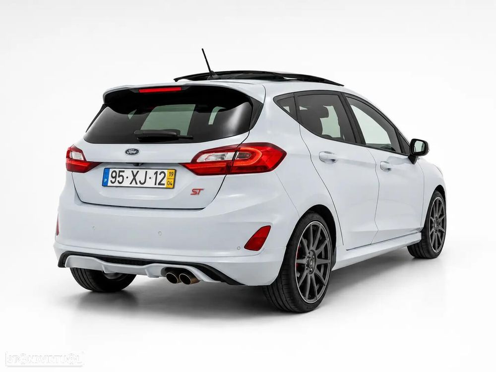 Ford Fiesta 1.5 EcoBoost ST - 6