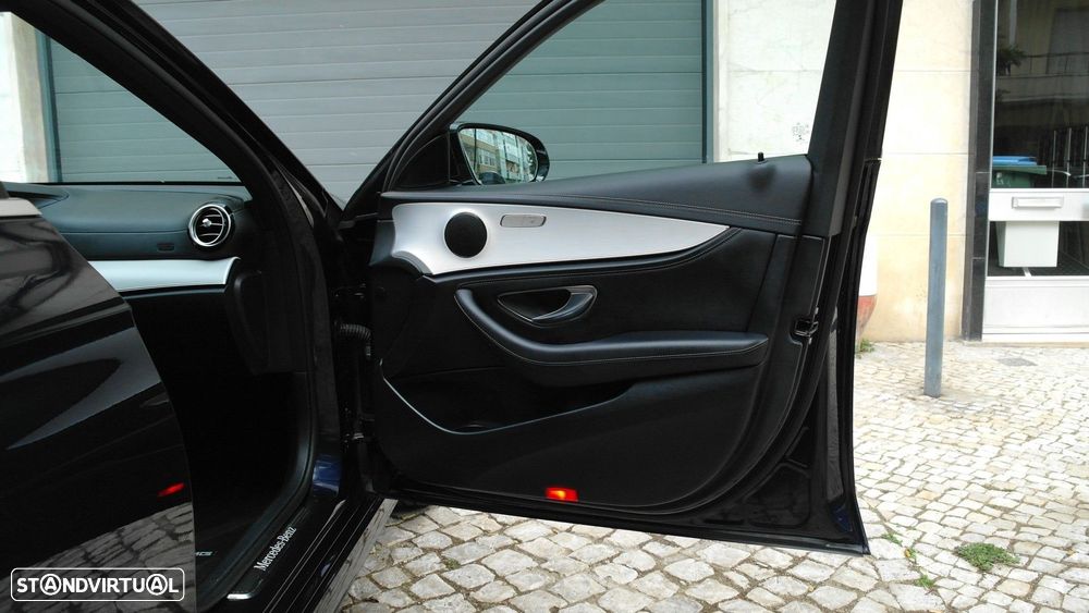 Mercedes-Benz E 300 de AMG Line - 31
