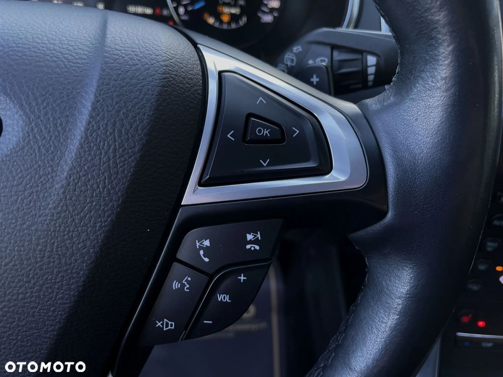 Ford S-Max 2.0 EcoBlue Titanium - 25