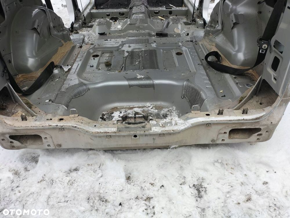 WANNA BAGAŻNIKA PAS TYLNY FORD GALAXY MK2 06-15 58 - 1