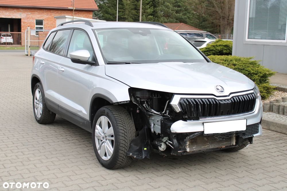 Skoda Karoq 2.0 TDI SCR 4x4 Selection DSG - 2