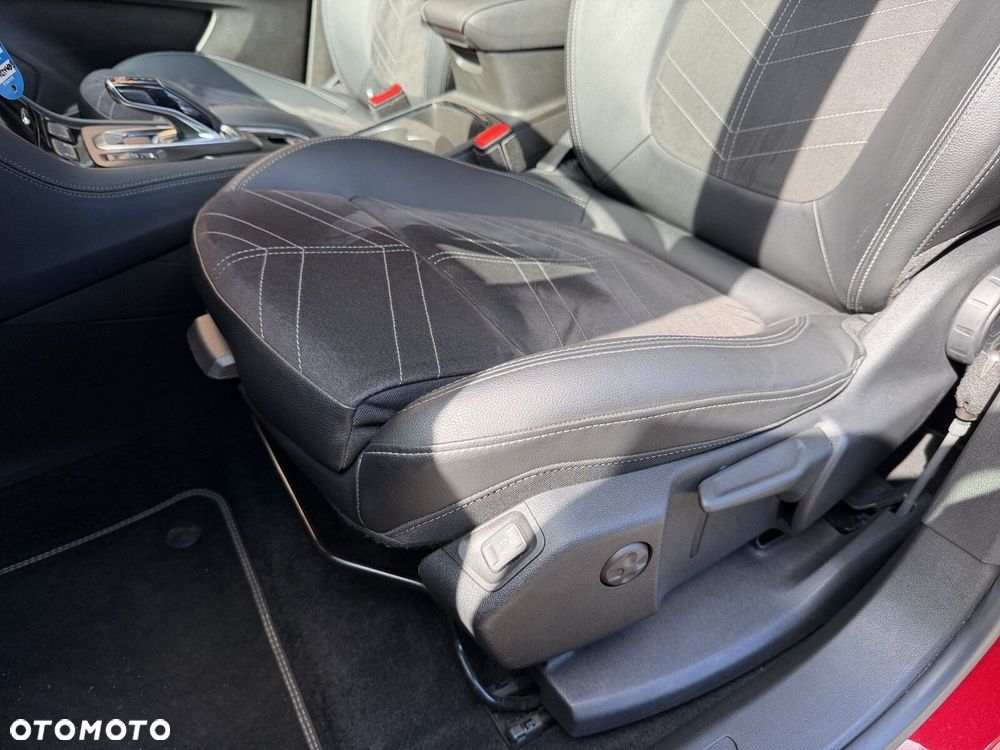 Opel Grandland X - 11