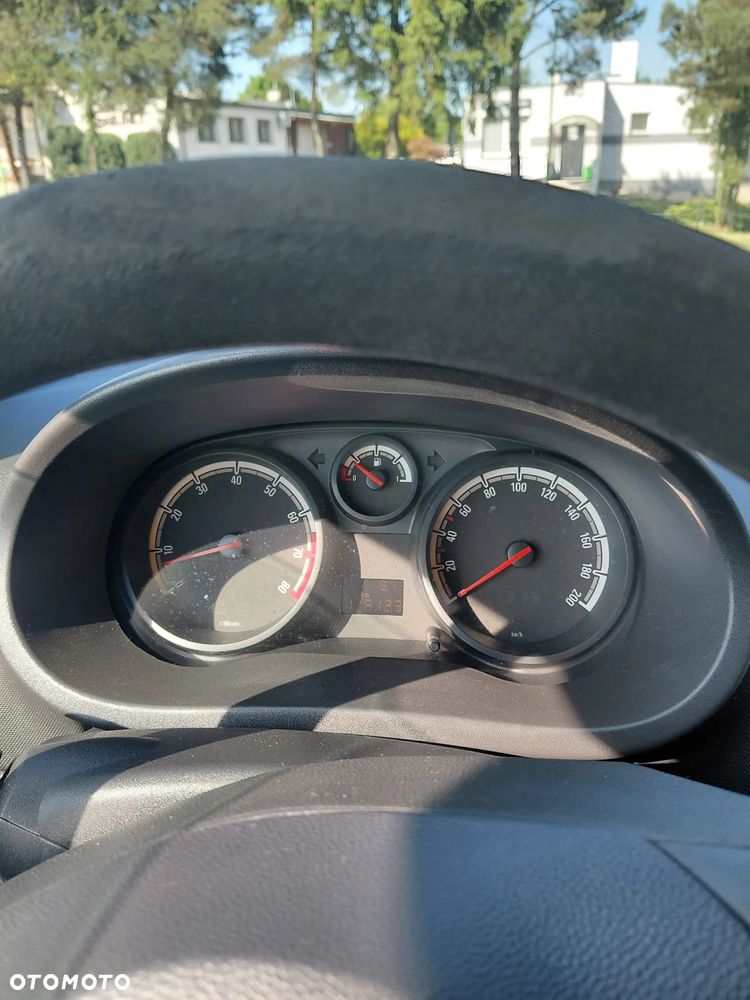 Opel Corsa - 7