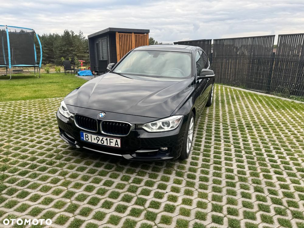 BMW Seria 3 335i Sport Line - 4