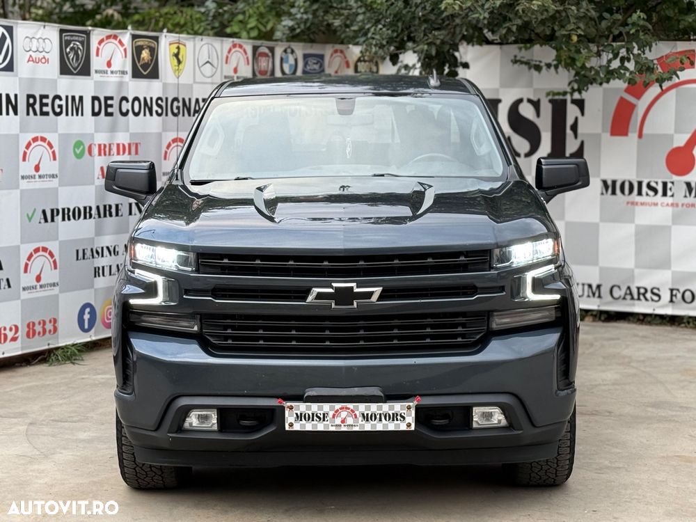 Chevrolet Silverado - 2