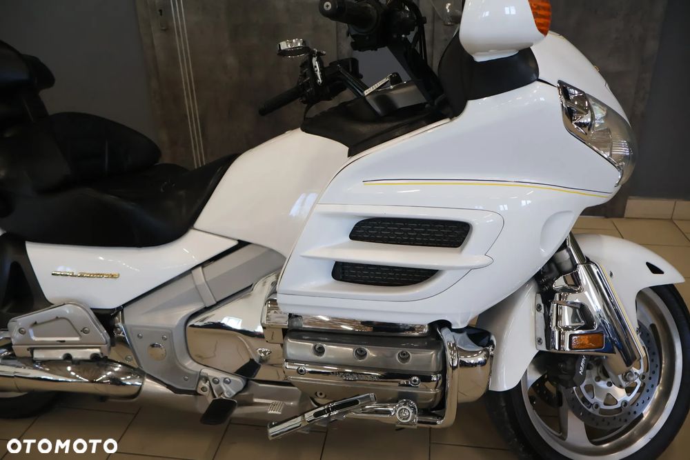 Honda GL - 8