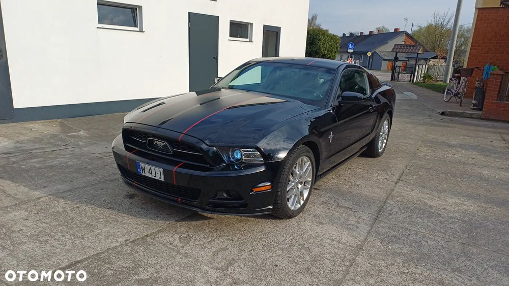 Ford Mustang 3.7 V6 Premium - 2