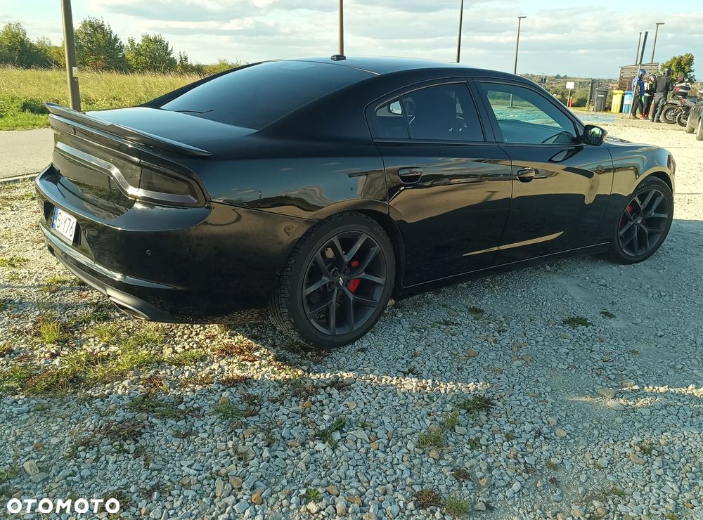 Dodge Charger - 4