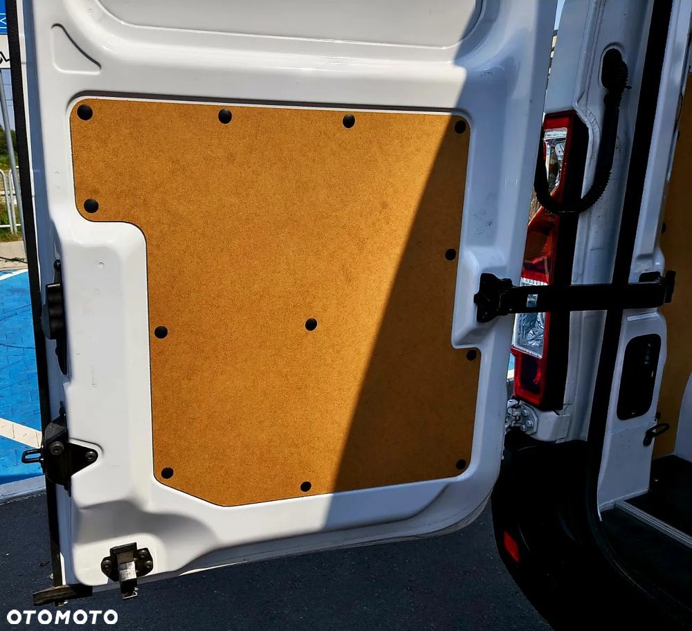 Renault Master - 15