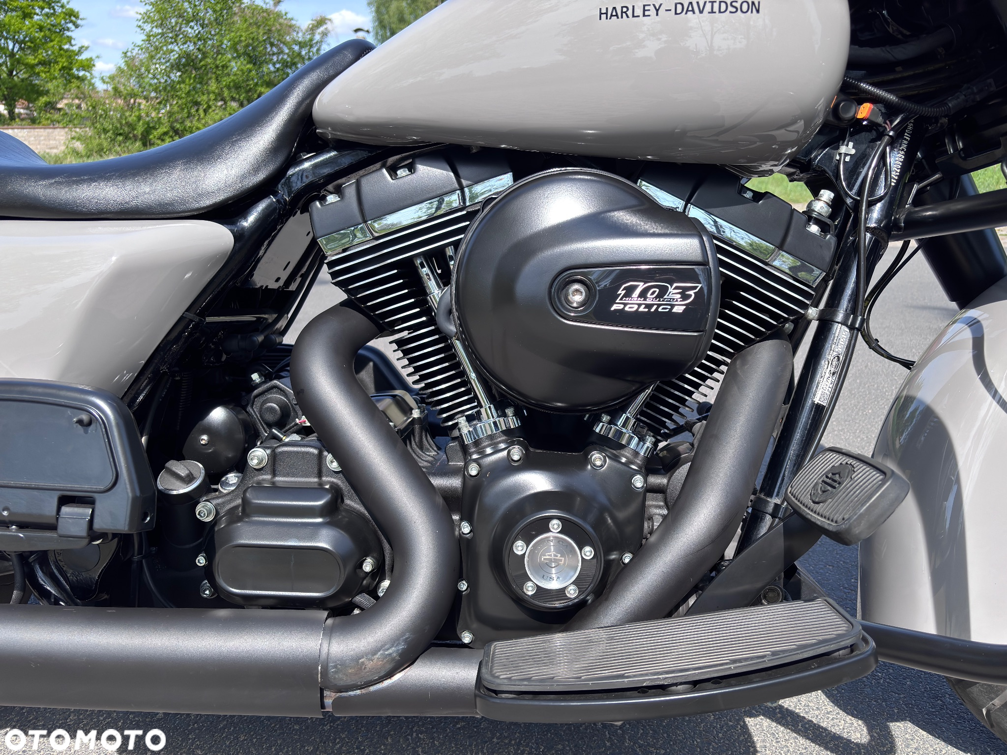 Harley-Davidson FLHS Electra Glide - 10