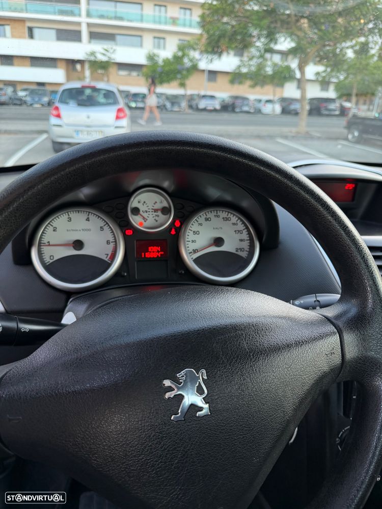 Peugeot 207 1.4 16V Sport - 5