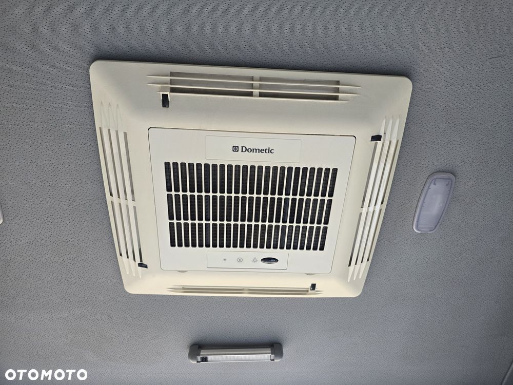 Mercedes-Benz Sprinter 516 - 17