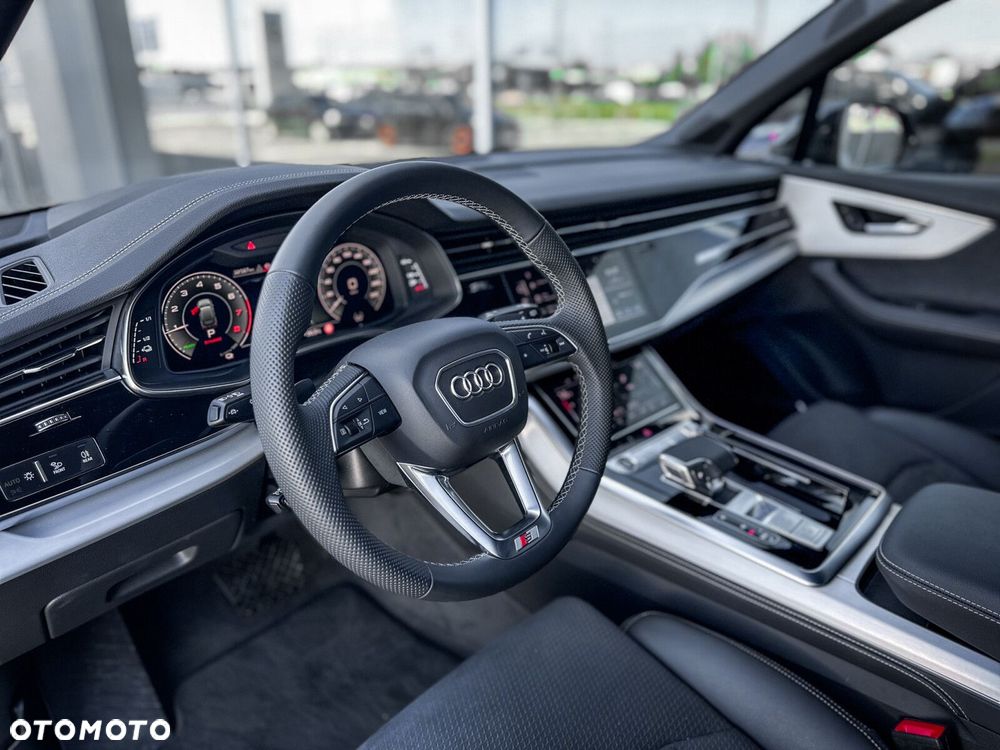 Audi Q7 - 19