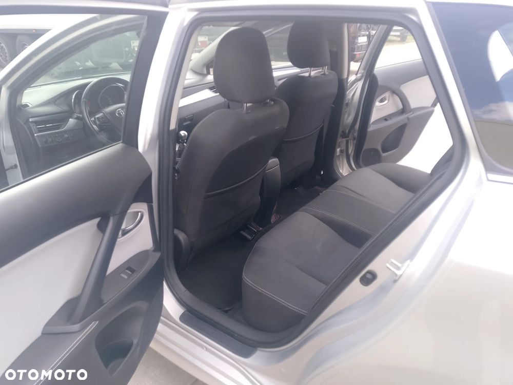 Toyota Avensis 2.0 D-4D Prestige - 7