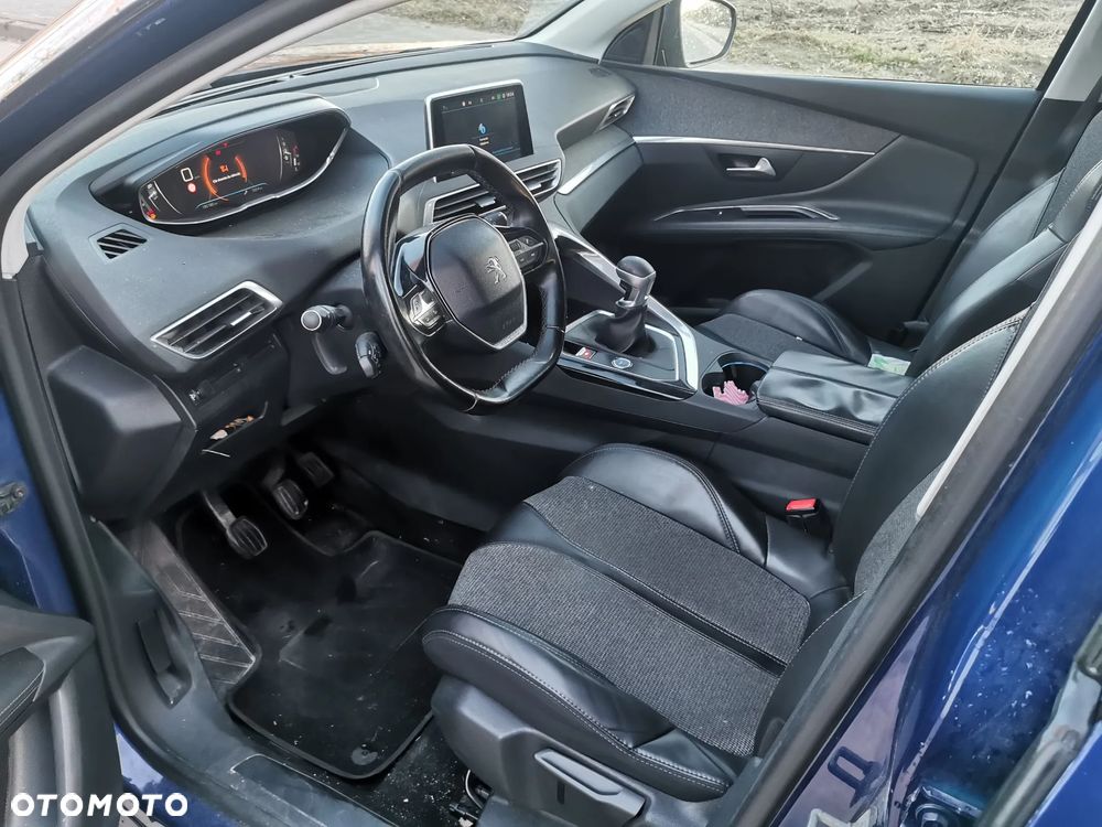 Peugeot 3008 - 5