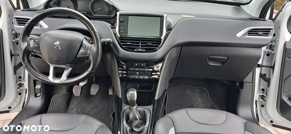 Peugeot 2008 1.6 BlueHDi Allure - 13