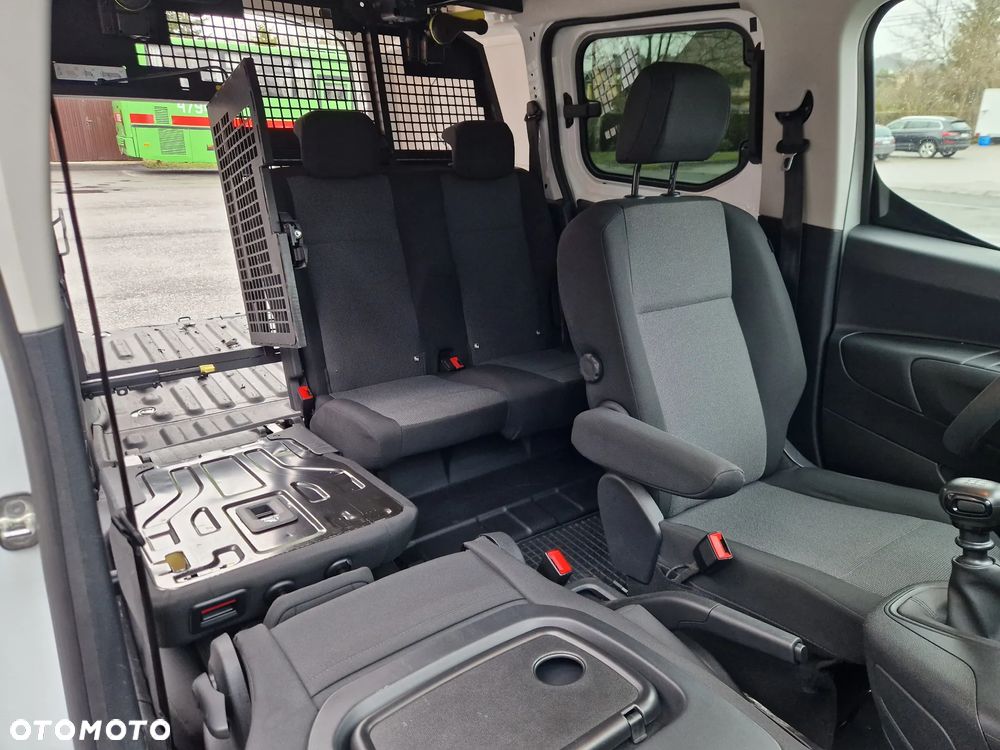 Opel Combo Maxi Brygadówka 5 Osób - 21