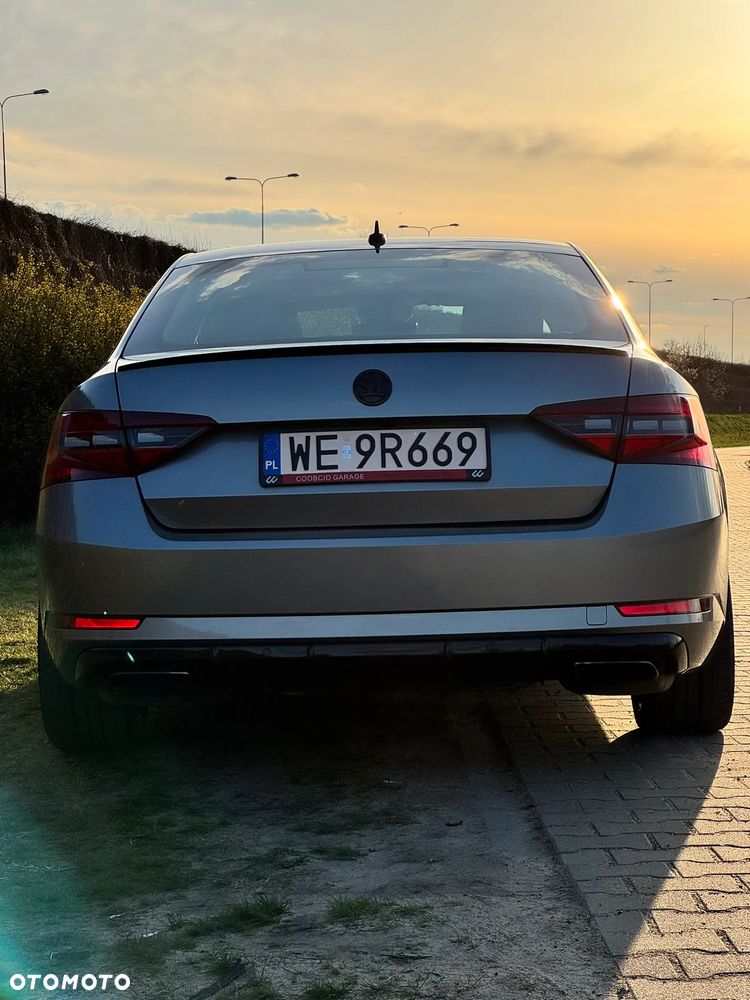 Skoda Superb 2.0 TSI 4x4 Ambition DSG - 6