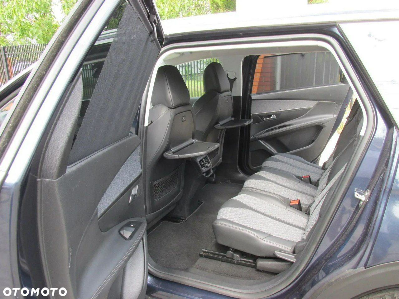 Peugeot 5008 1.5 BlueHDI Allure S&S - 13