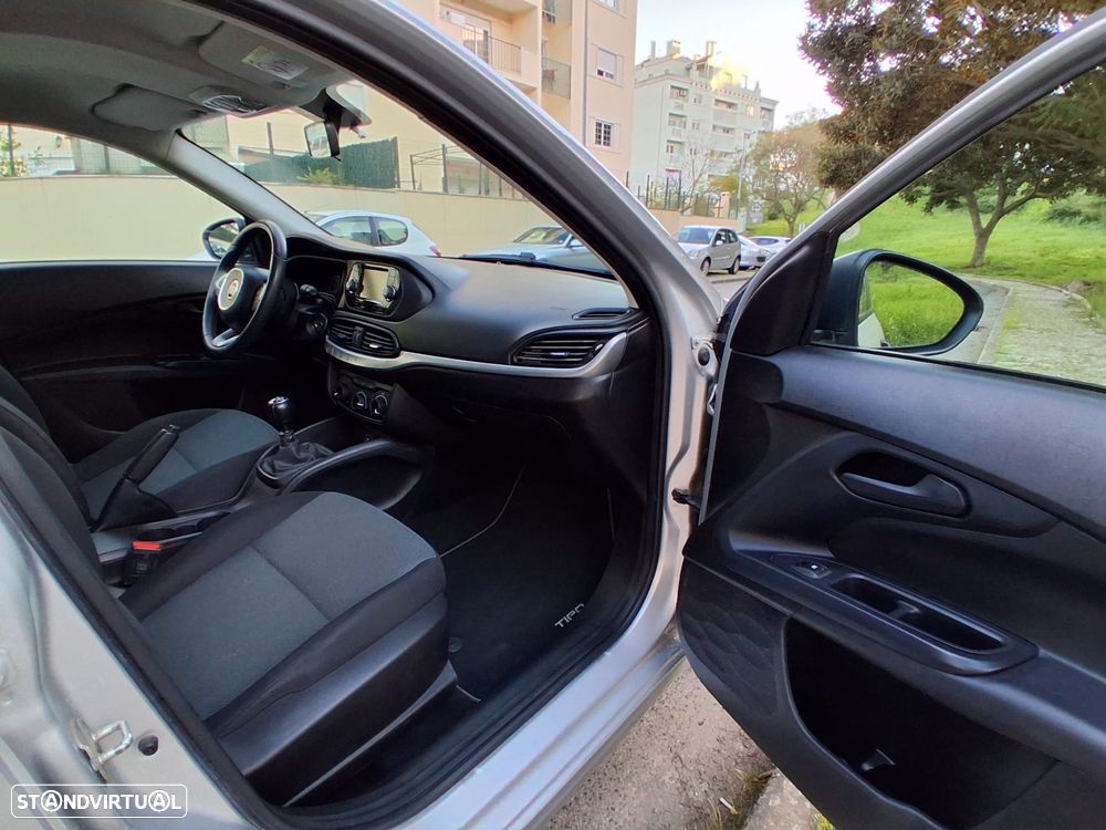 Fiat Tipo Station Wagon 1.4 Lounge - 22