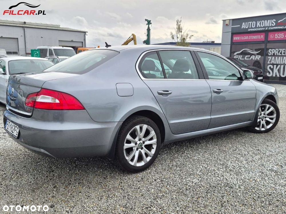 Skoda Superb - 20