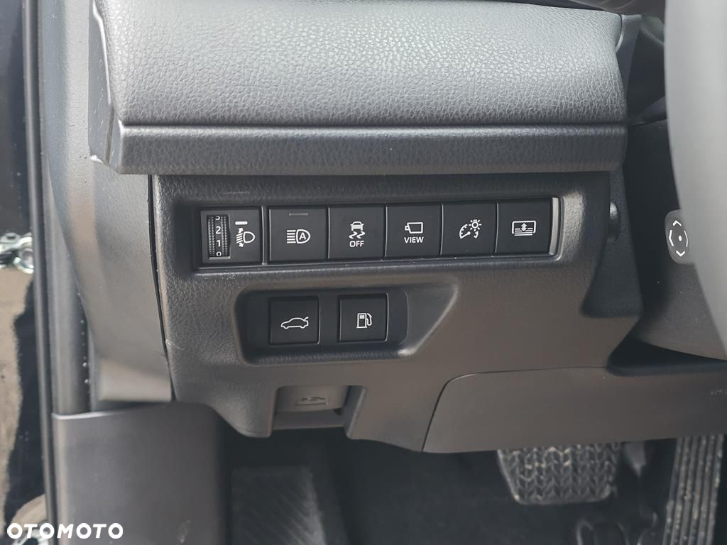 Toyota Camry 2.5 Hybrid Executive CVT - 14