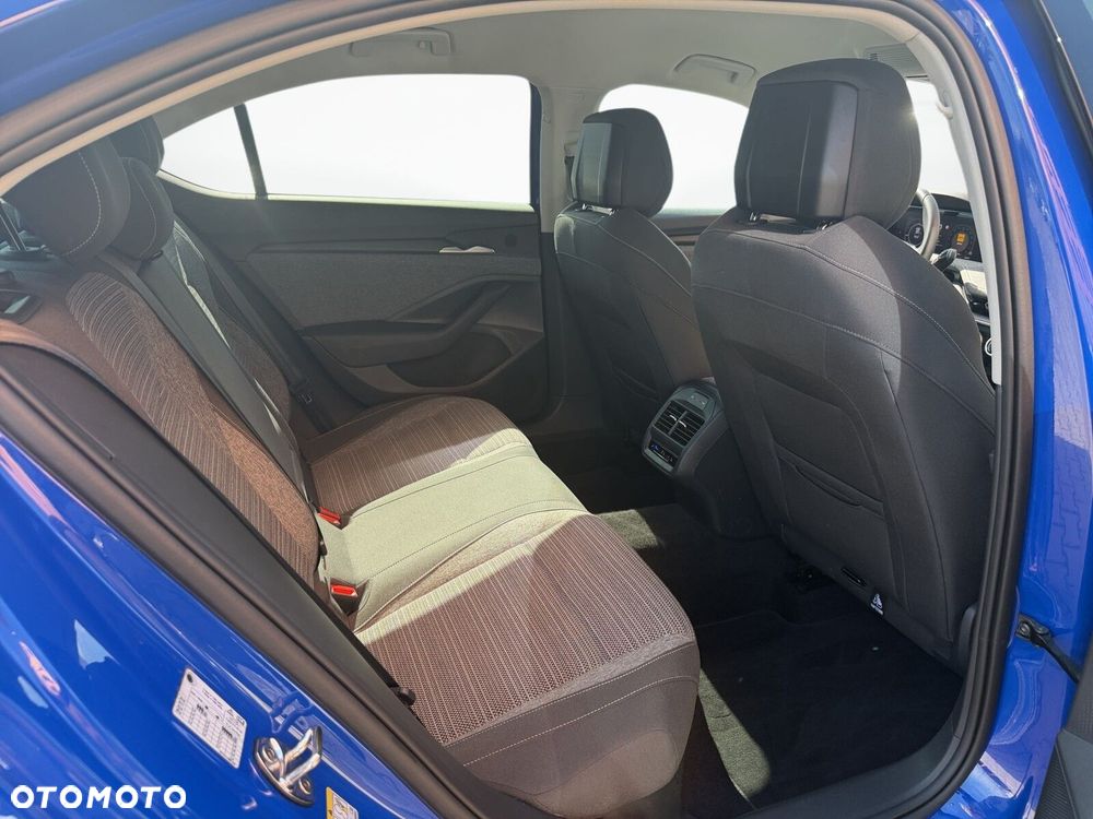 Skoda Superb 2.0 TDI SCR Selection DSG - 41