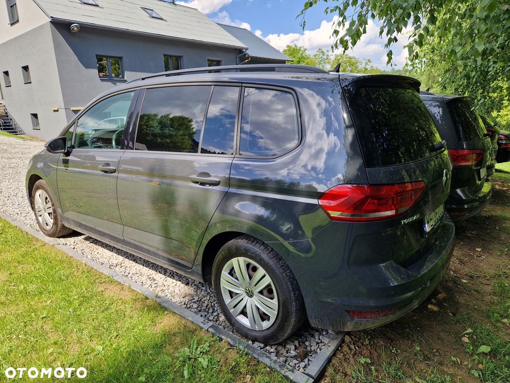 Volkswagen Touran 1.5 TSI EVO Trendline - 2