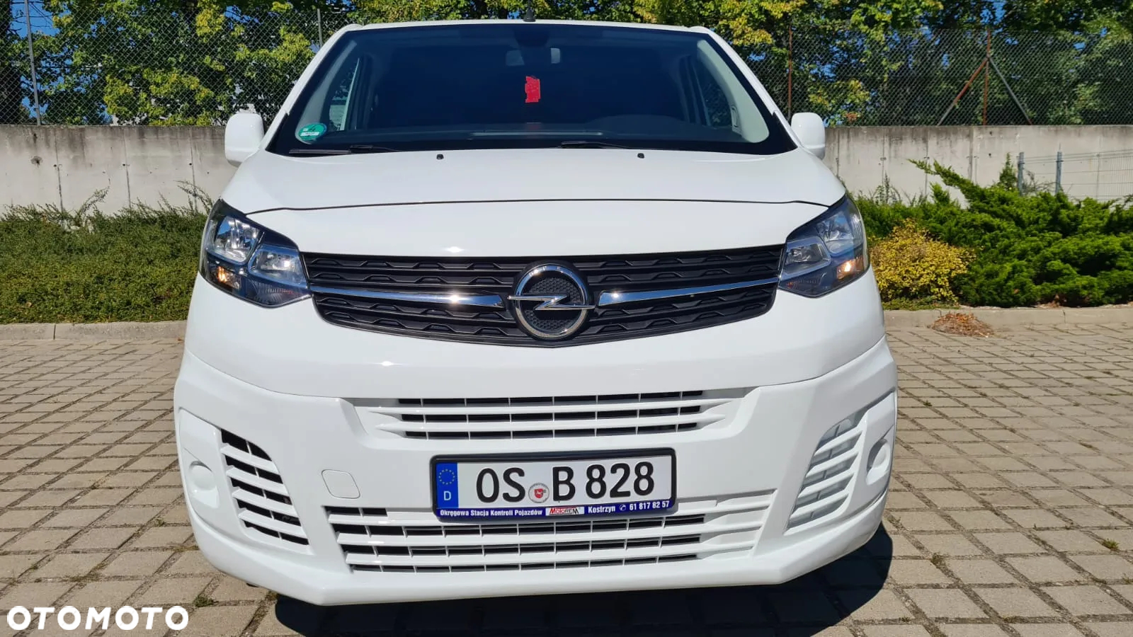 Opel Vivaro - 17