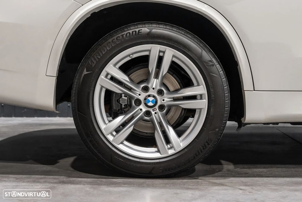 BMW X5 25 d xDrive Pack M - 47