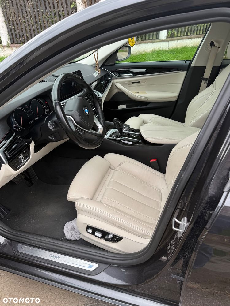 BMW Seria 5 - 16