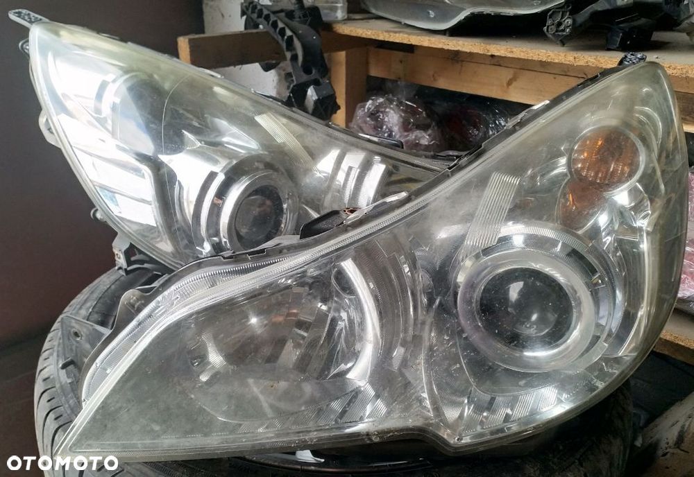 Lampa lewa Xenon Subaru outback 4 UK - 1
