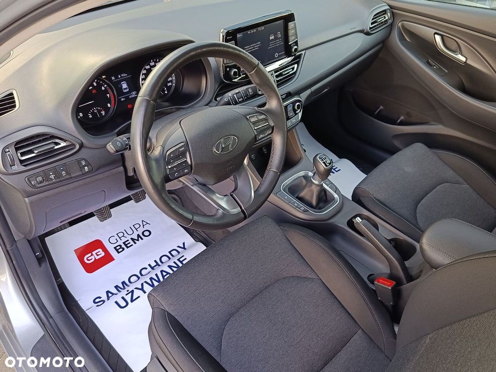 Hyundai i30 1.5 T-GDI 48V Smart - 11