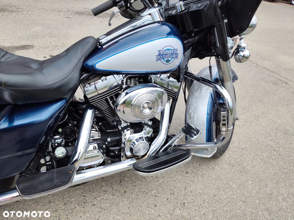 Harley-Davidson FLHT Electra Glide Standard - 37