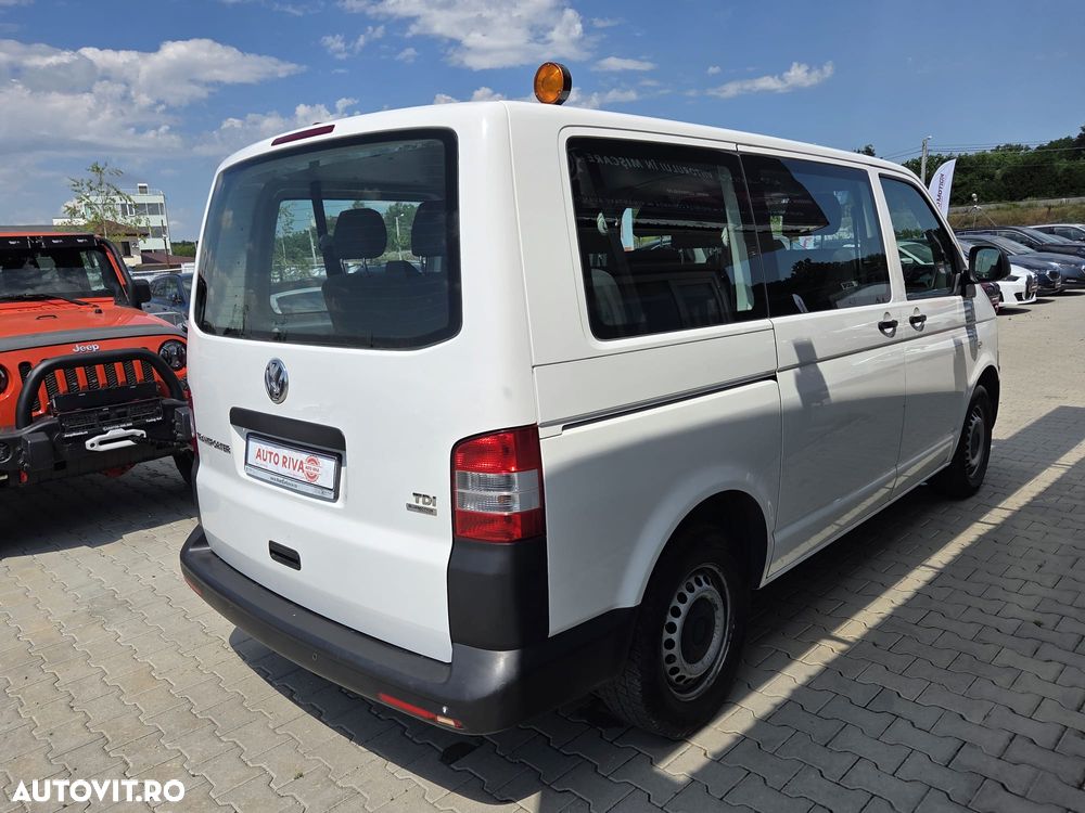 Volkswagen Transporter Caravelle Kurz BMT Trendline - 6