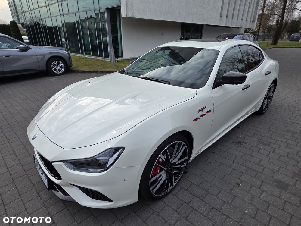 Maserati Ghibli - 2