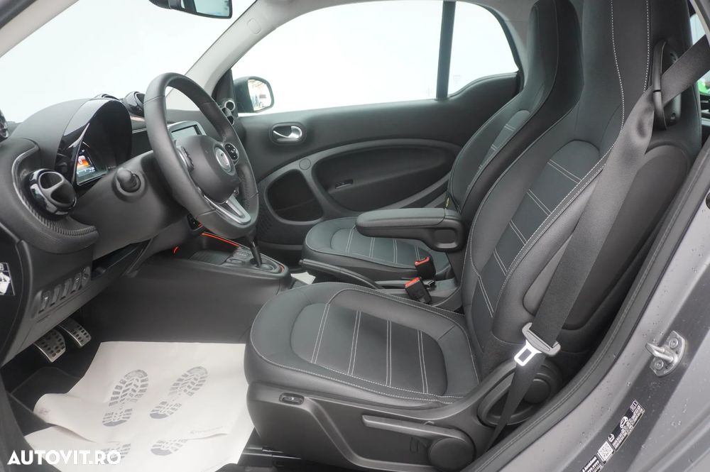 Smart Fortwo EQ - 7