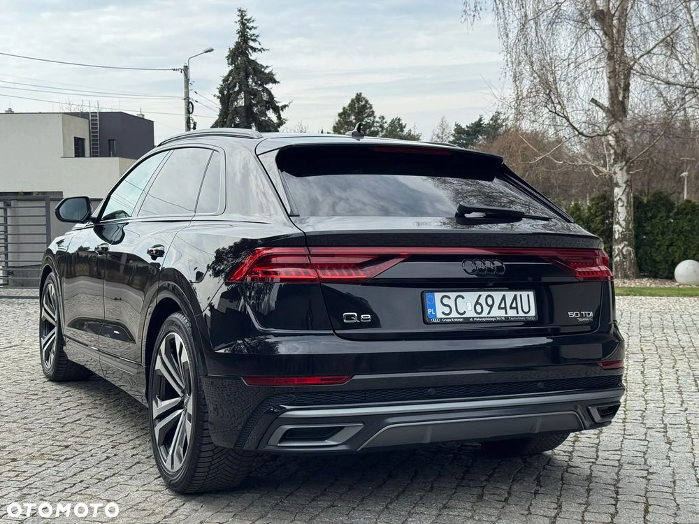 Audi Q8 - 6