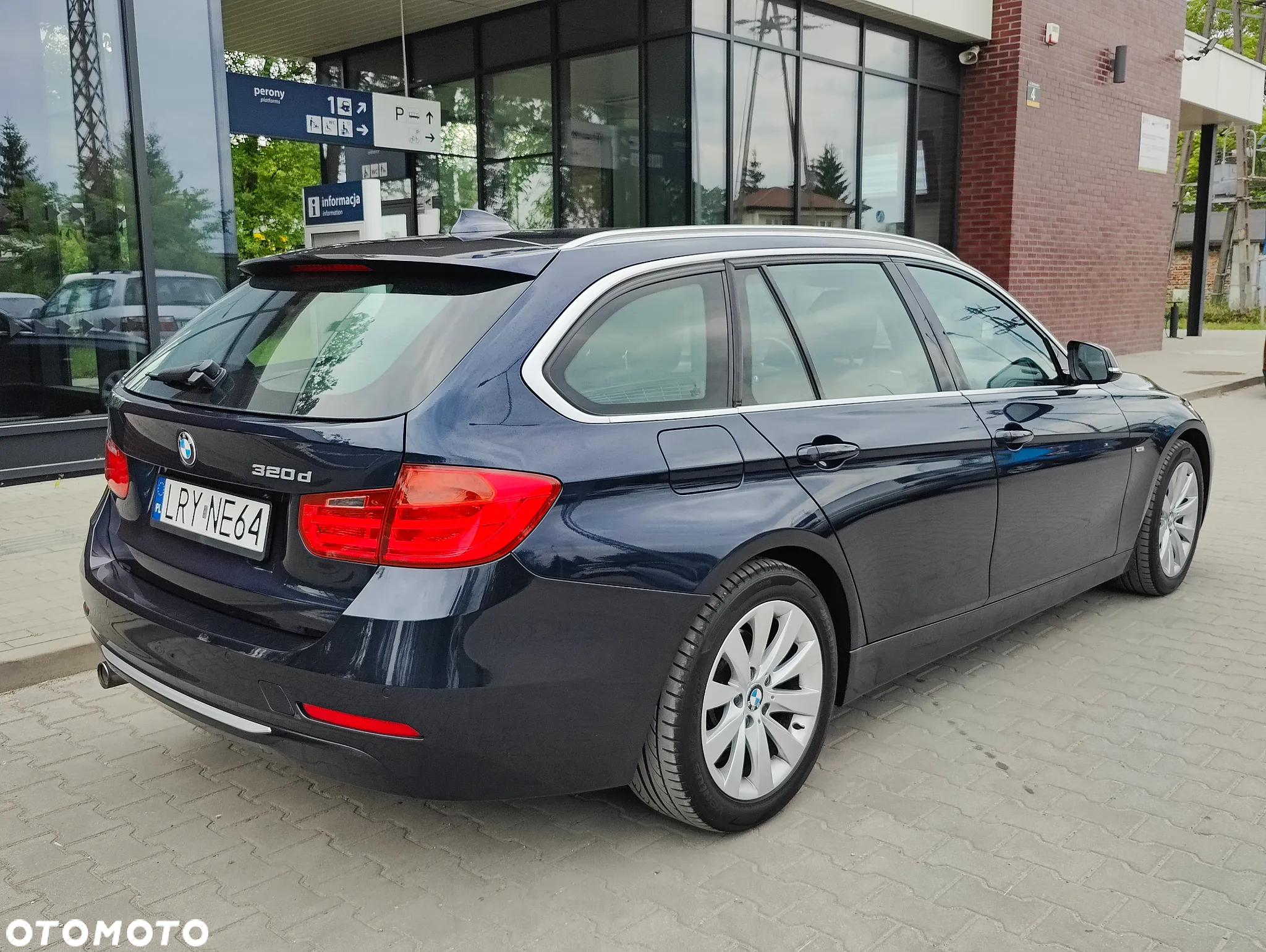 BMW Seria 3 320d - 3