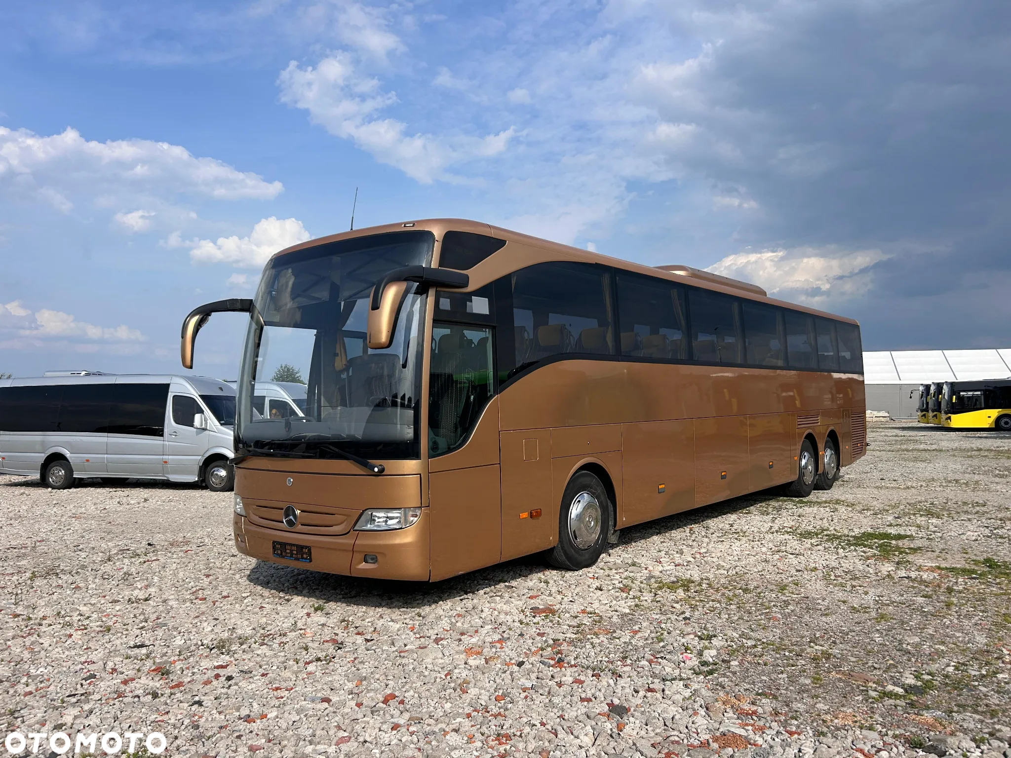 Mercedes-Benz Toruismo - 8