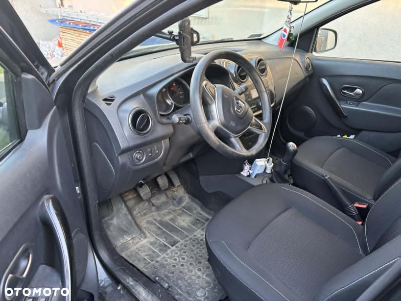 Dacia Logan - 4