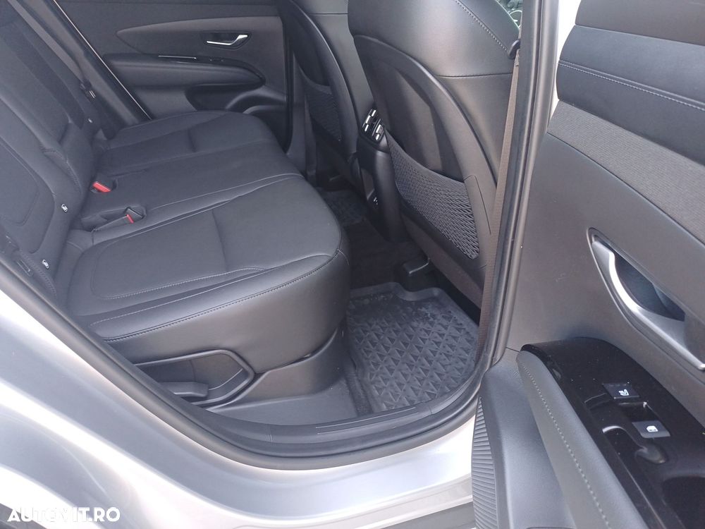 Hyundai Tucson 1.6 l 215 CP 4WD 6AT HEV Luxury - 29