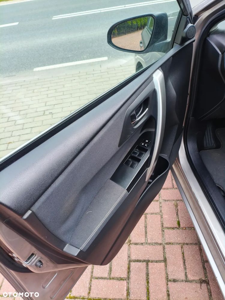 Toyota Auris 1.6 Active MS - 14