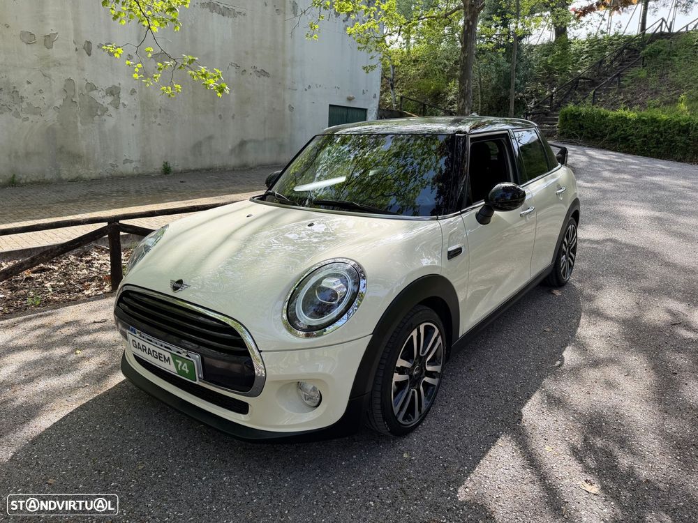 MINI 5 Portas Cooper D Auto - 25