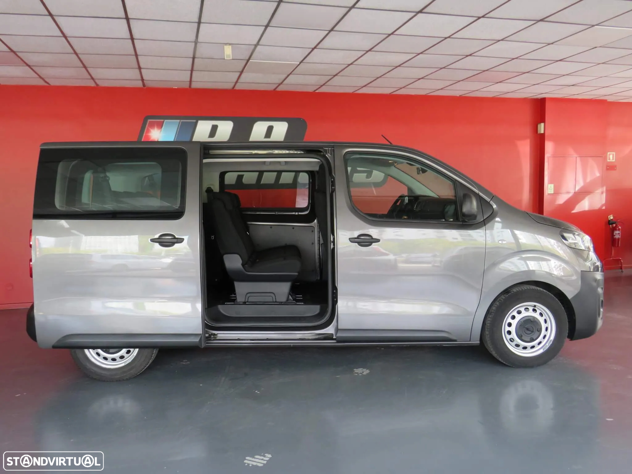 Opel Vivaro 1.5 CDTi L2H1 Essentia Inc - 7