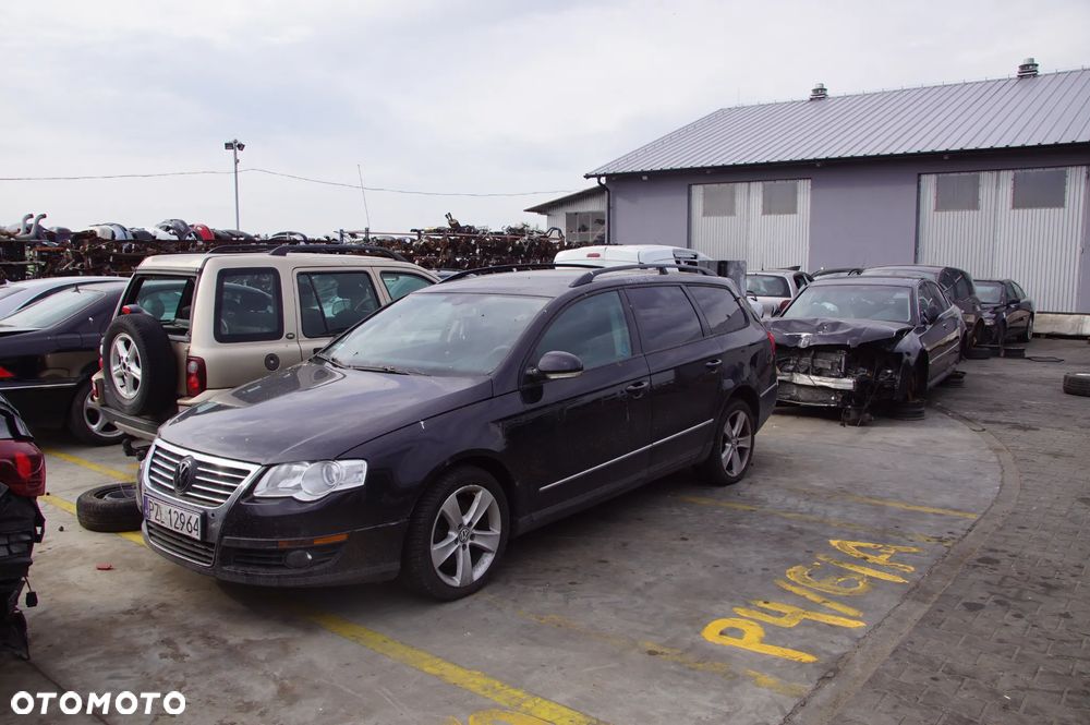 Auto na części - Volkswagen Passat B6 1.9 TDI 105 KM BXE HNV C9X 2006R Maska Drzwi Lusterka Zderzak Błotnik Silnik Skrzynia - 2