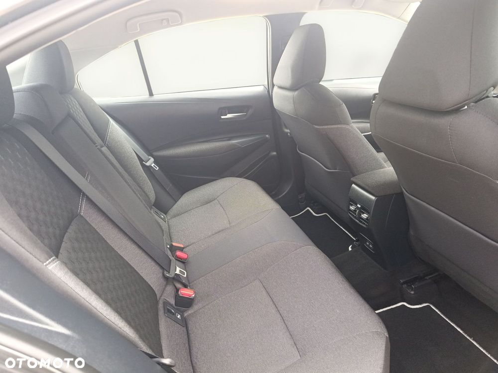 Toyota Corolla 1.8 Hybrid Comfort - 13
