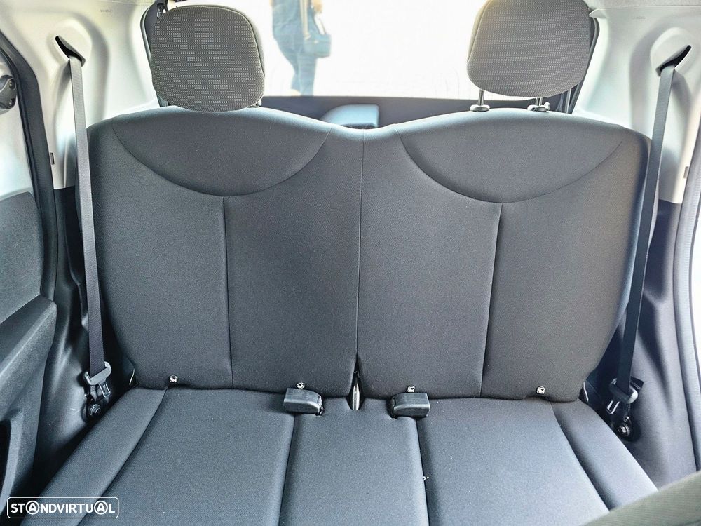 Toyota Aygo 1.0 - 10